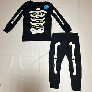 Carter's Boys Halloween Black Skeleton Glow in the Dark PJ Set